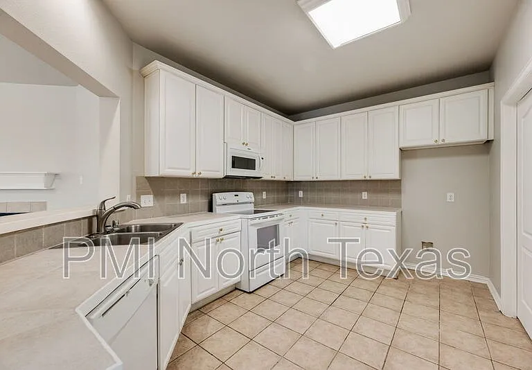 11632 Lenox Ln — Photo 9