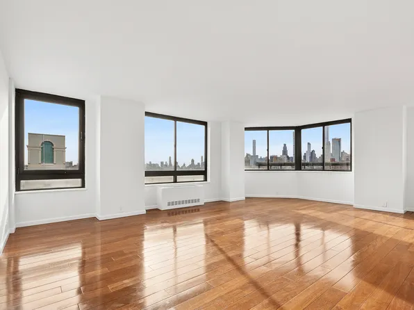 225 West 83rd Street image 2 of 16