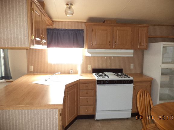 4th image of 7322 Bristol Cir