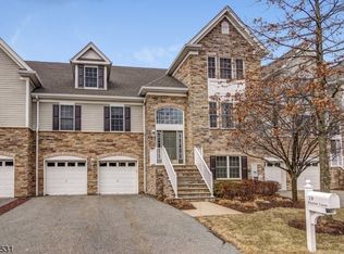 19 Baxter Ln, West Orange, NJ
