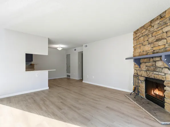 4400 S Quebec St APT M108, Denver, CO 80237