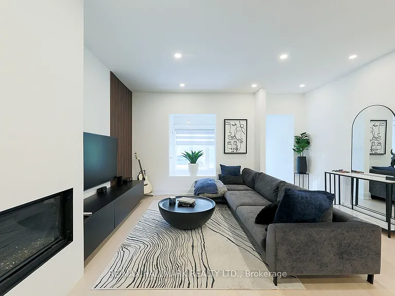35 Dingwall Ave — Photo 5