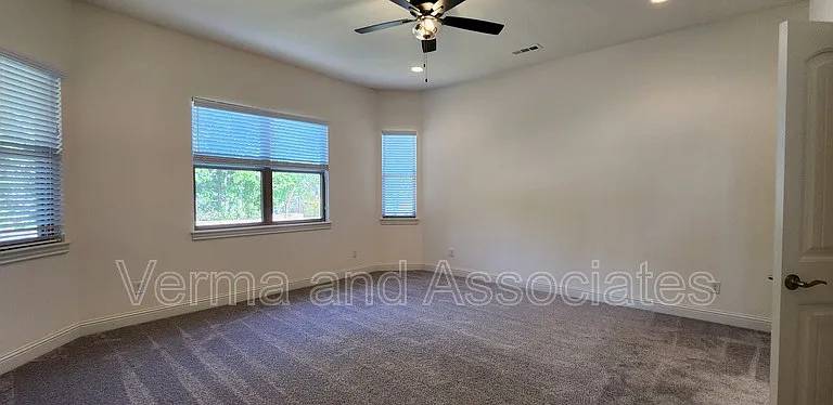 5203 Kemptown Pl — Photo 8