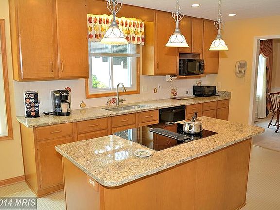5th image of 17204 Larosa Dr
