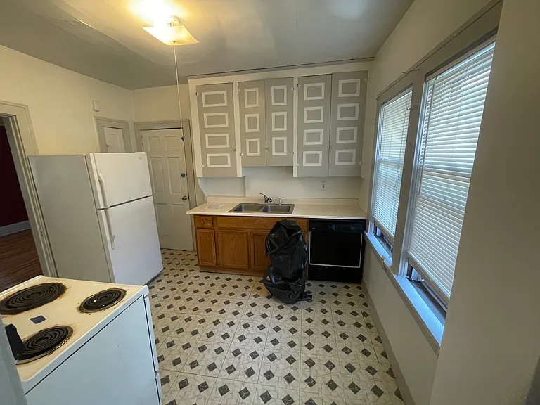 2173 Edgewood Rd #2 — Photo 9