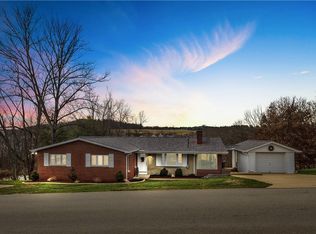146 Byerly Dr, Jeannette, PA 15644