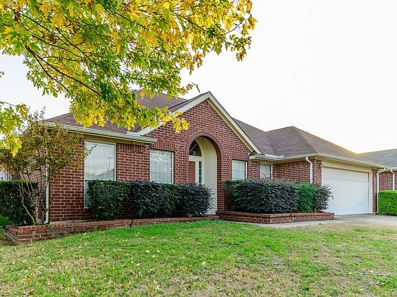 4th image of 906 Winterwood Ct
