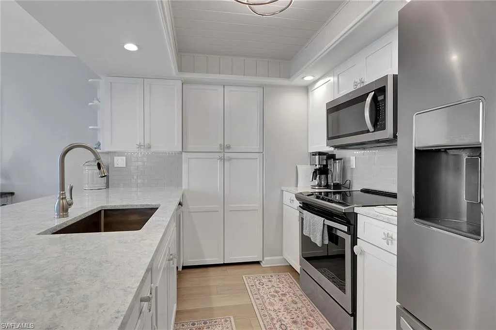3 bed, 2.0 bath, 1594 sqft, $20,000 — Photo 4