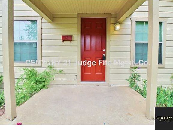 3rd image of 243 Moore St