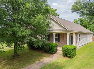 840 Woodlawn St, Memphis, TN 38107