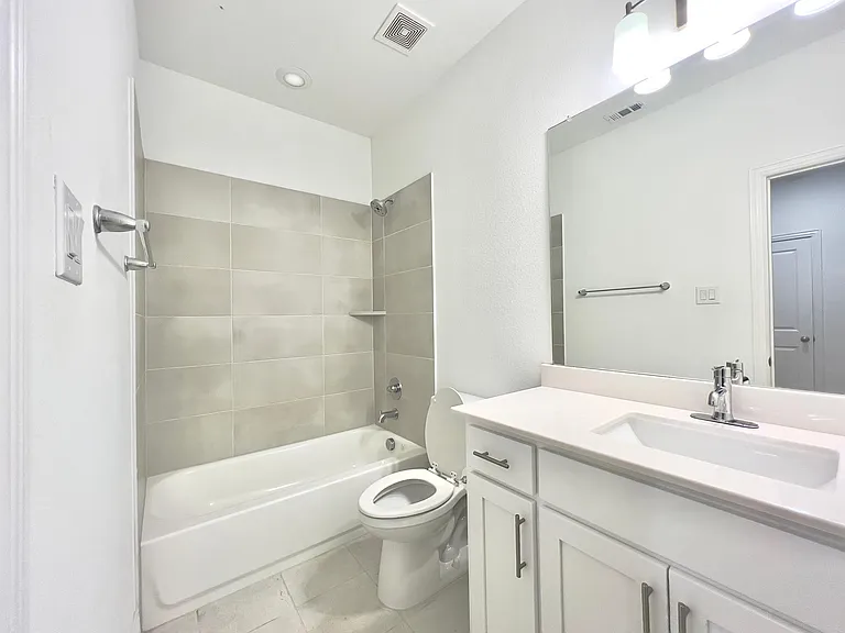 109 Canonbury Dr — Photo 38