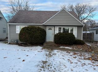 2211 Jonathan Ave, Rockford, IL 61103