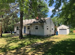 704 E Young Ave, Hoopeston, IL 60942