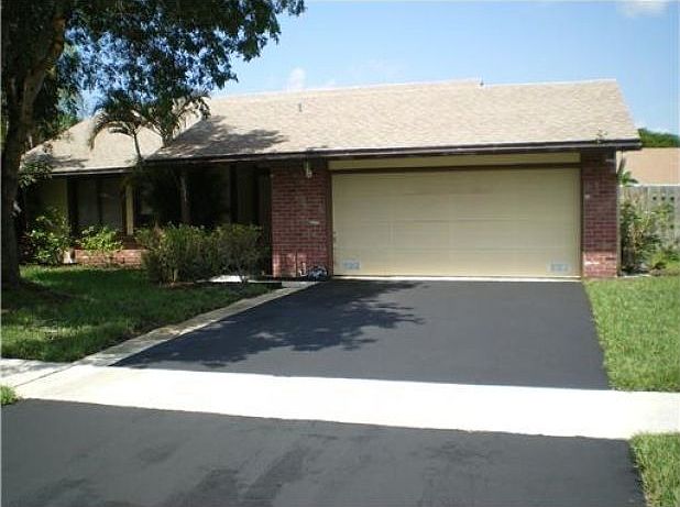 1st image of 3221 NW 103rd Ter