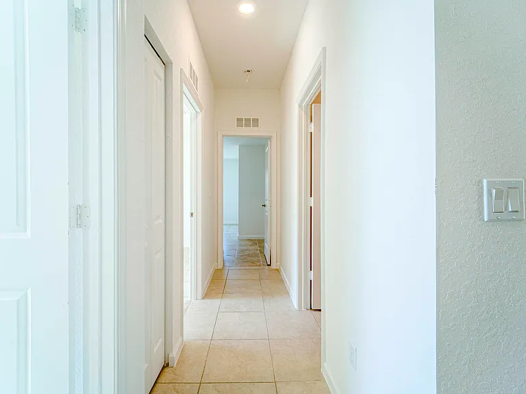 788 Worlington Ln — Photo 11