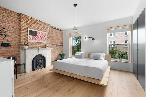 Rented by Compass | media 23