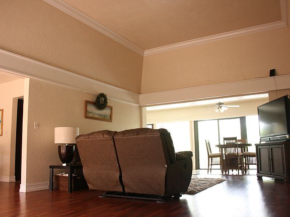 4th image of 4706 Bayberry Ln