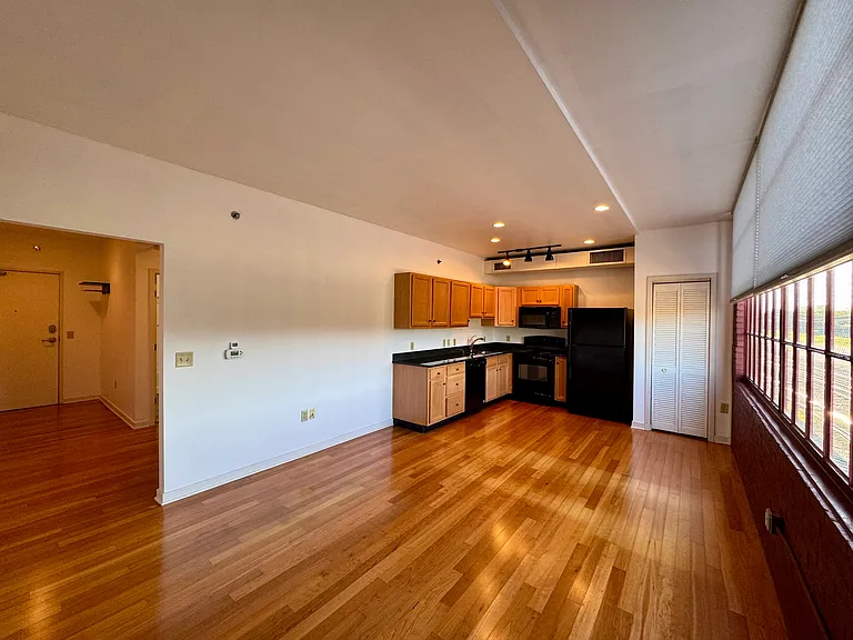 Living Area/Kitchen