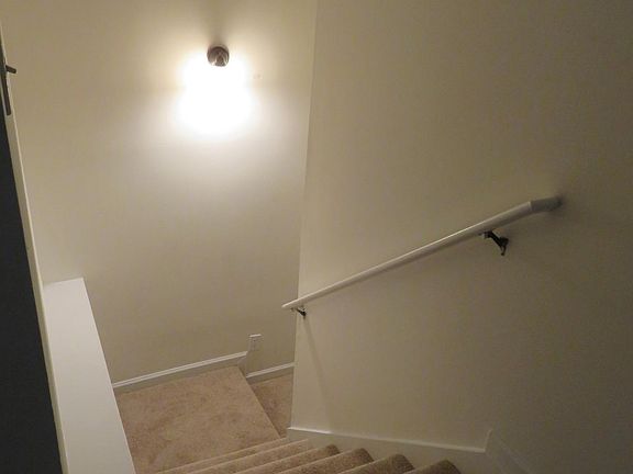 2nd image of 8803 Fairview Blf