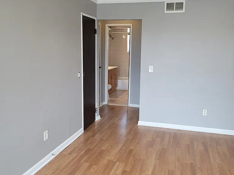 1007 Unicorn Way — Photo 2
