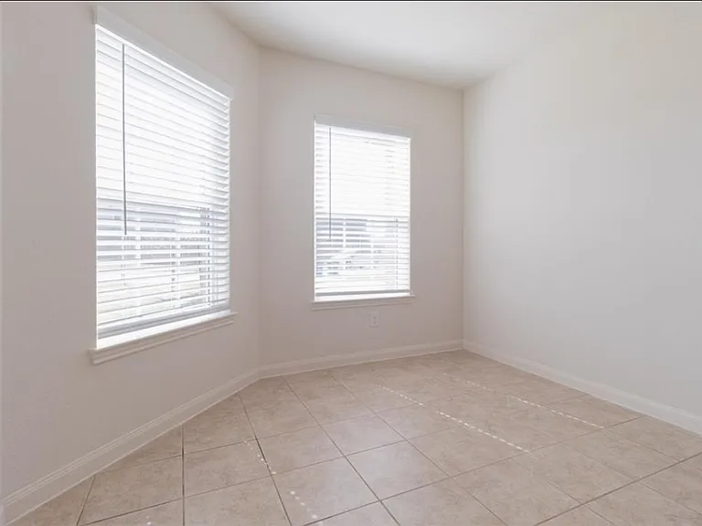 15310 Albert Oak Dr — Photo 7