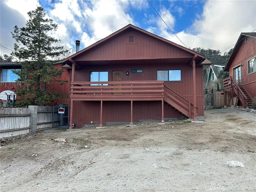 2 bed, 952 sqft, $1,700 — Photo 1
