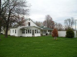 15382 N State Highway 1, Marshall, IL 62441