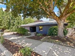 11930 SW Hazelwood Loop, Portland, OR 97223