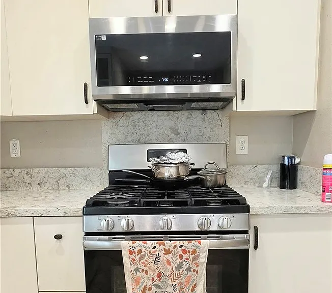 9038 Primrose Dr — Photo 11