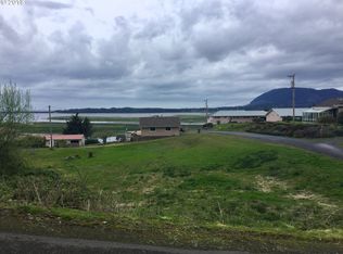 Pine St, Wheeler, OR 97147