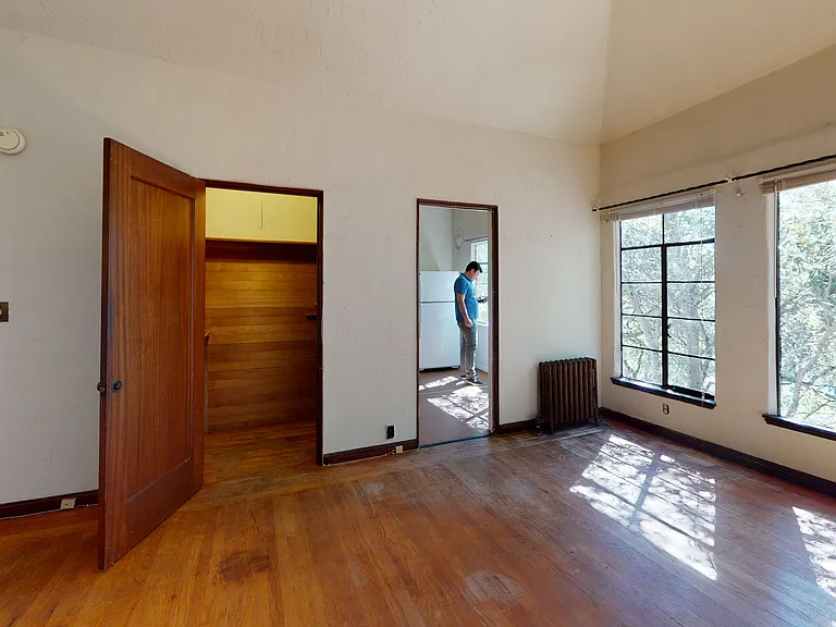 2363 Le Conte — Photo 14