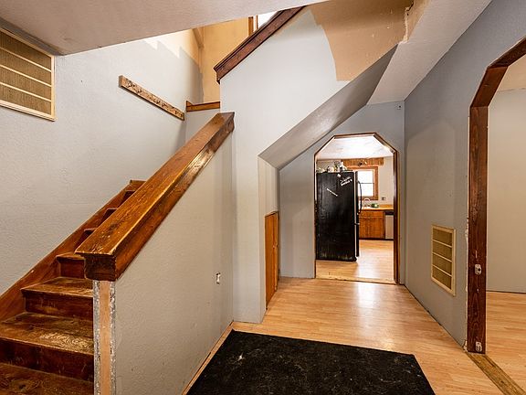 4th image of 5803 Ash Ln