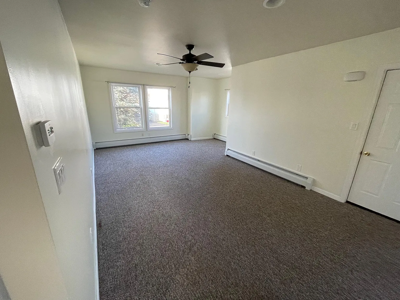 2 bed, 1200 sqft, $1,450 — Photo 4
