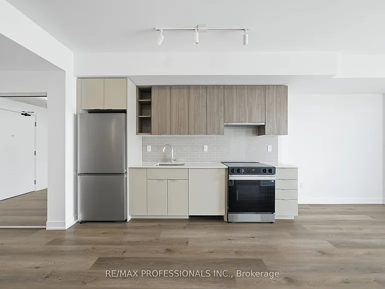 2075 Lakeshore Rd #2404 — Photo 7