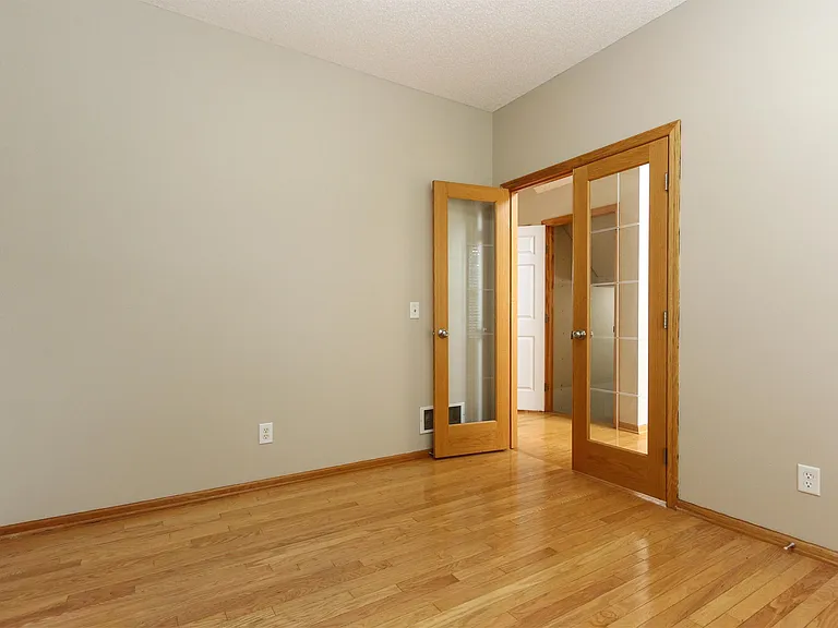 Main level office