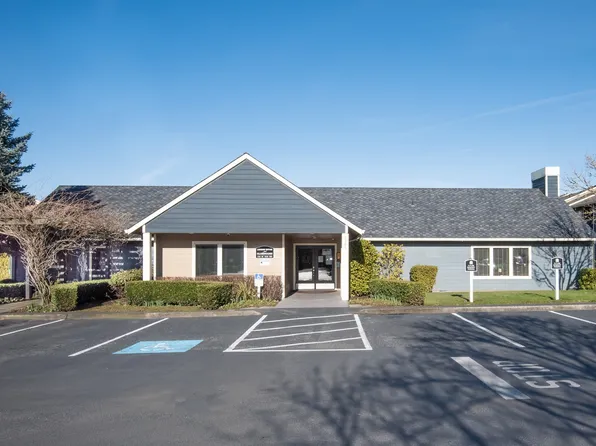 Greenbrier at Tanasbourne