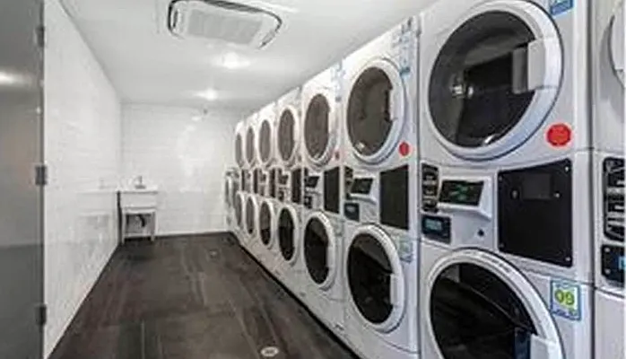 Rented by Elmekies Equities | media 11