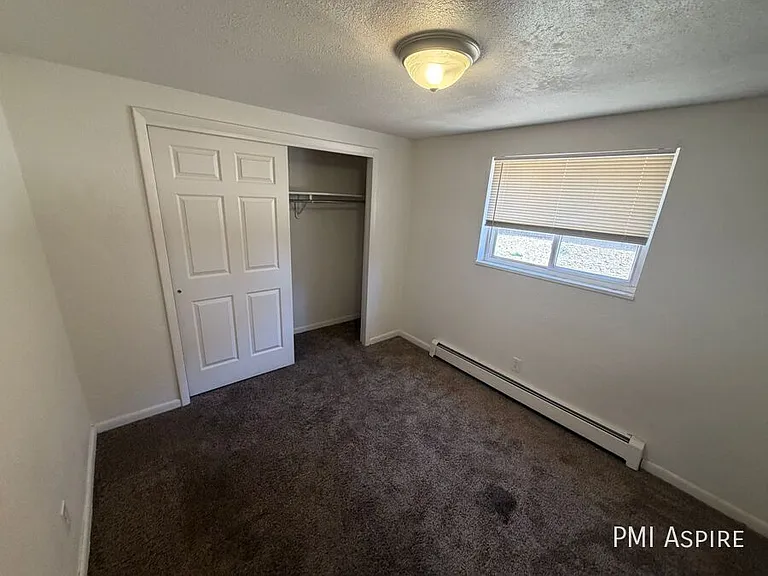 2924 Glendale Dr #6 — Photo 8