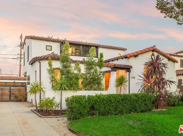 1238 Carmona Ave, Los Angeles, CA 90019