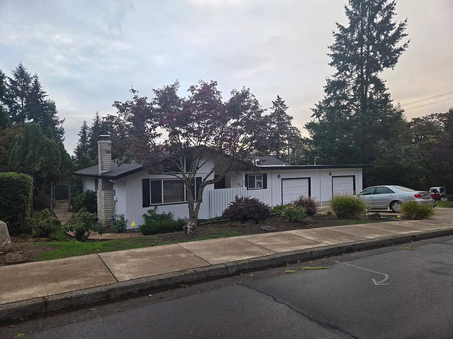 1715 Graham Dr — Photo 2