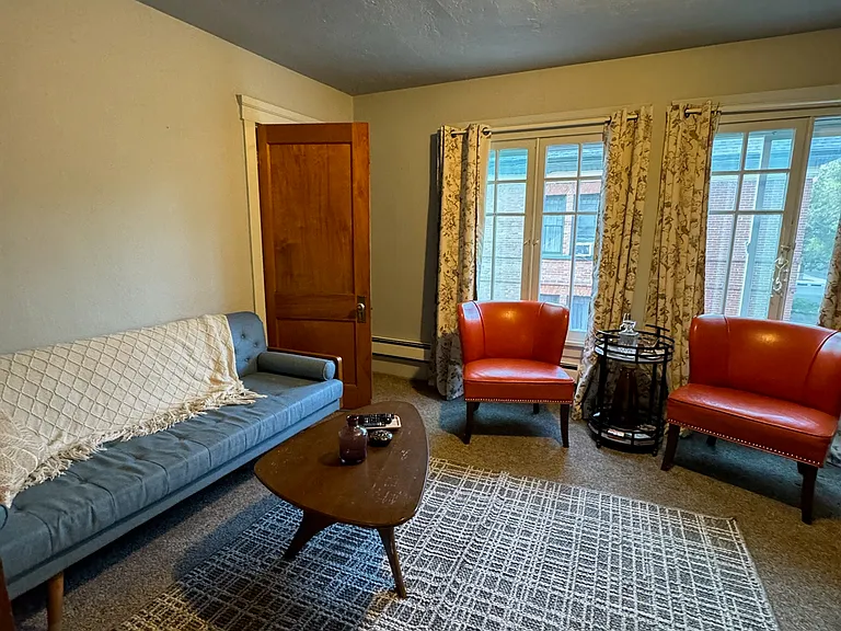 2370 Madison Ave #2 — Photo 4