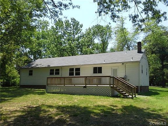 3rd image of 1425 Belleau Dr