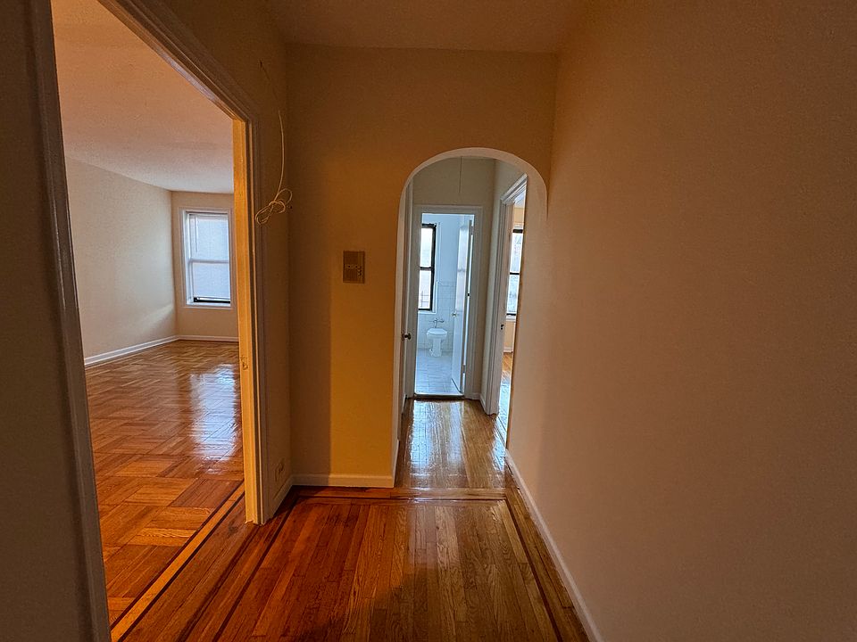 1st image of 41-41 41st St #E5