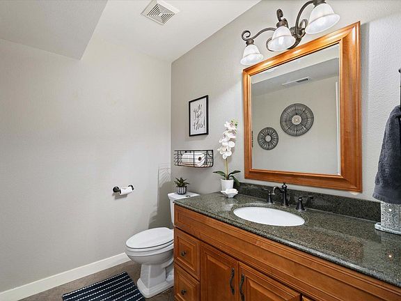 4th image of 2330 Hummingbird Ln