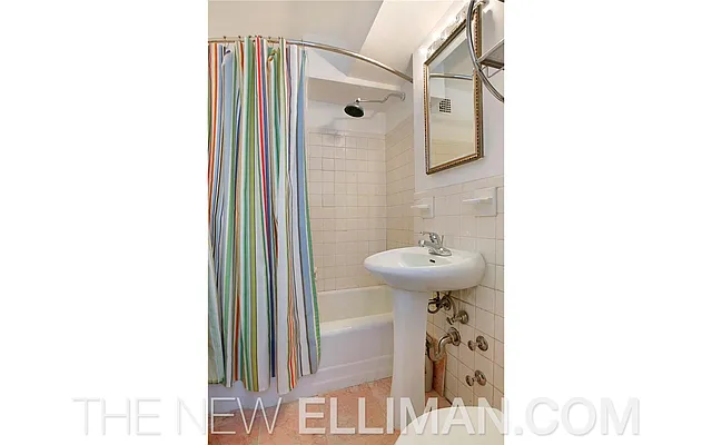 Sold by Douglas Elliman | media 10