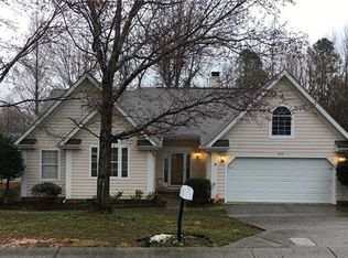 3020 Walsingham Ct, Matthews, NC 28105