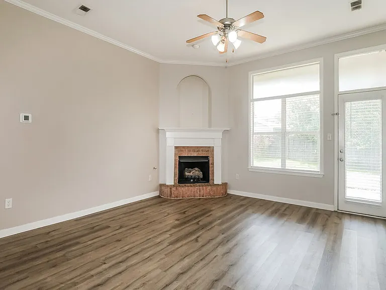6181 Braybourne Main — Photo 5