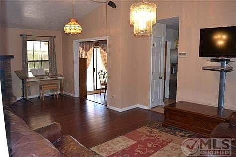 5th image of 3215 Thames Dr #3