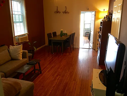 Rented by JM Preston Properties LLC | media 10