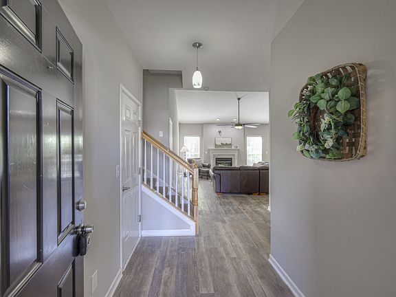 2nd image of 3226 Peyton Ct